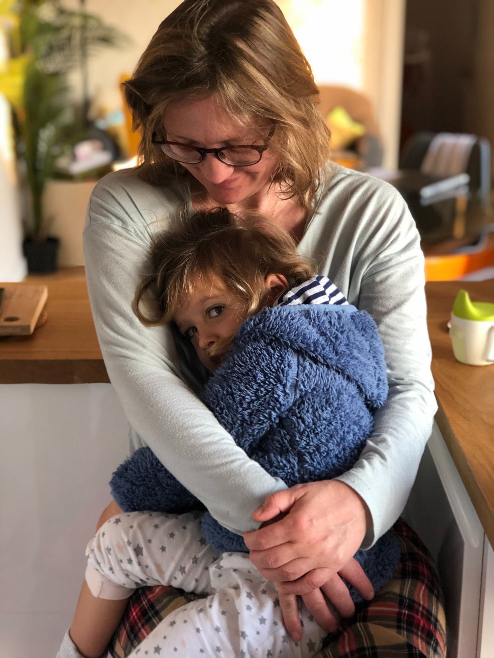 a-new-year-s-resolution-the-20-second-hug-love-parenting